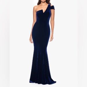 Midnight blue velvet Alex Evening gowns